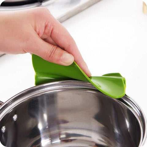 Multifunction Anti Spill Silicone Funnel - Funnels